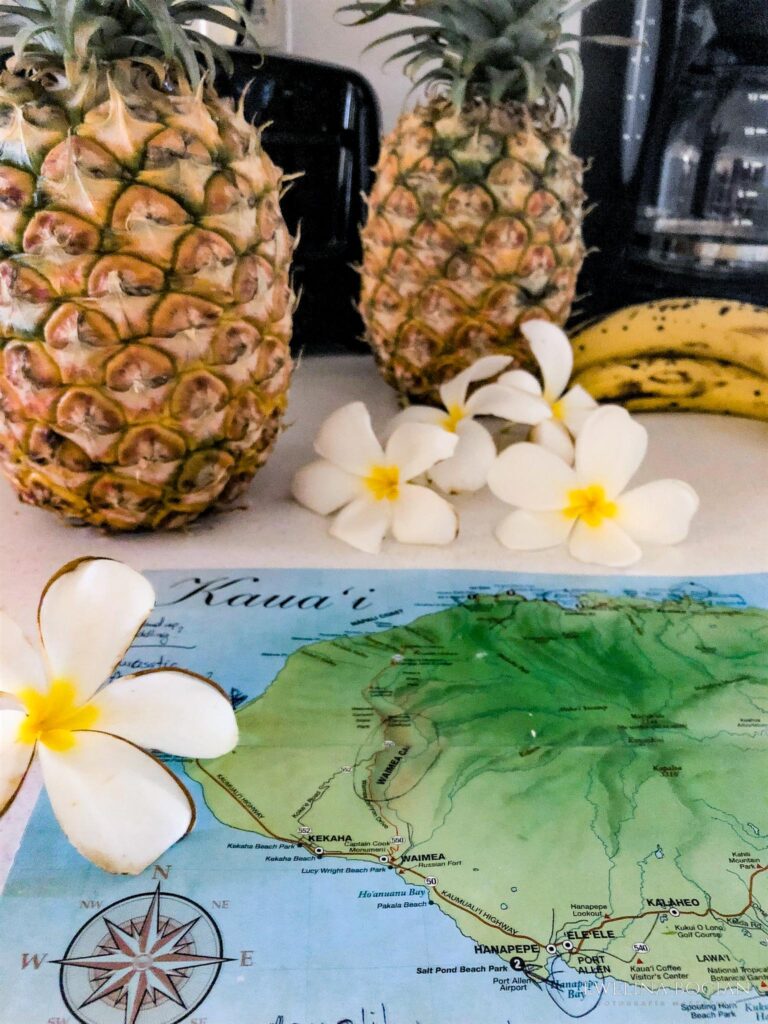 Plan na zwiedzanie wyspy Kauai, ananas, kwiaty