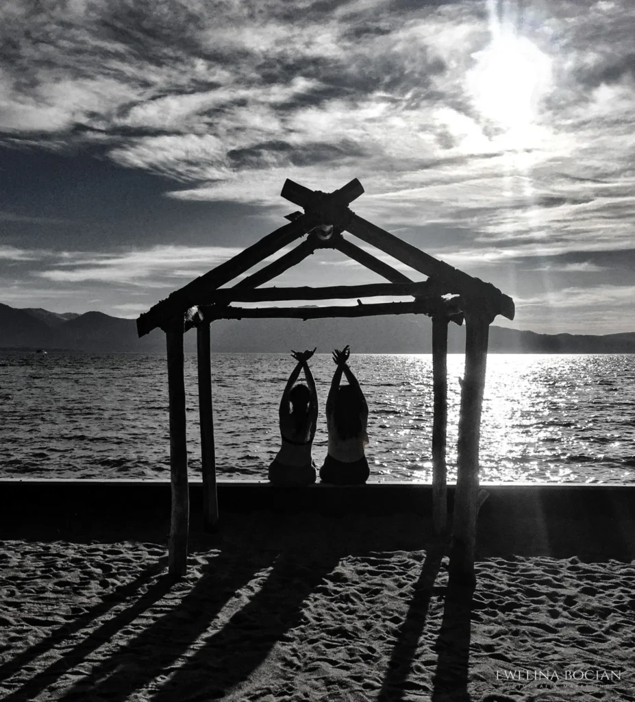 Friends long time ago, beach portret