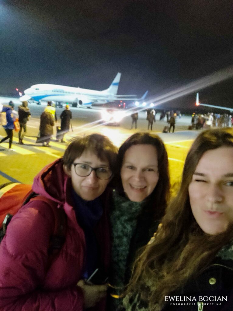 Wczesny lot, jeszcze o zmroku do Londynu